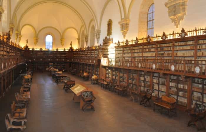 Biblioteca de la Universidad de Salamanca bibliotecas más bonitas de españa