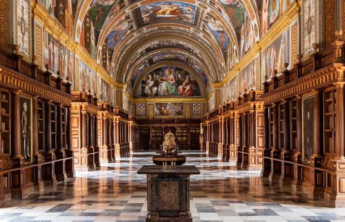 Biblioteca del Monasterio de El Escorial, Madrid biblitecas más bonitas de españa