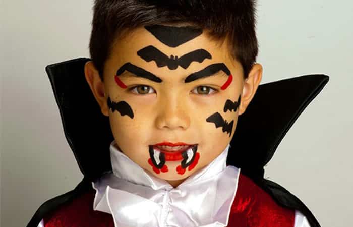 pintacaras para Halloween de vampiro pintacaras para Halloween de vampiro