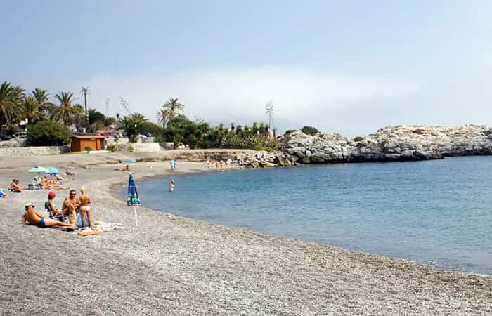 Playa Ensenada de los Berengueles en Almuñécar, Granada