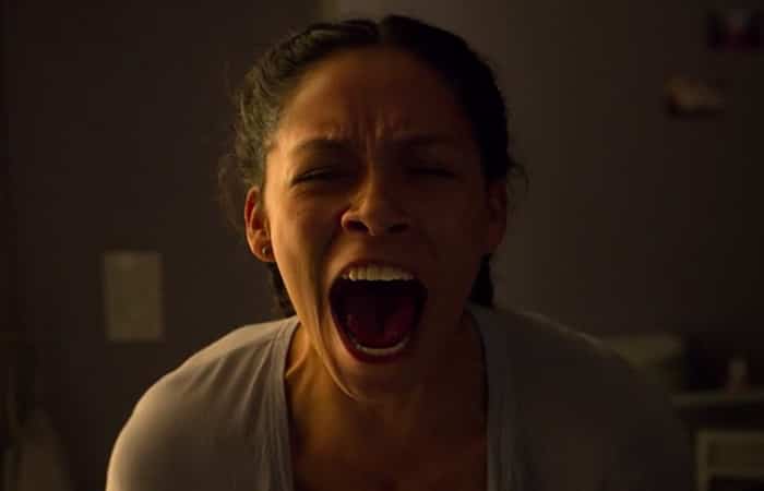 Fotograma de la serie Chambers series de terror y suspense: Chambers