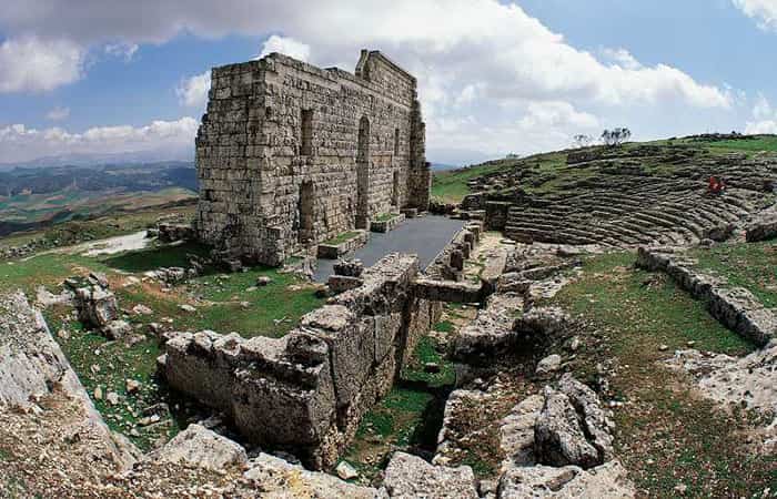 Conjunto Arqueológico de Acinipo en Ronda, Málaga