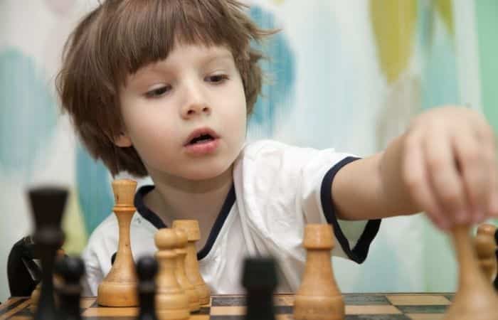 ajedrez en la infancia, lleno de beneficios ajedrez