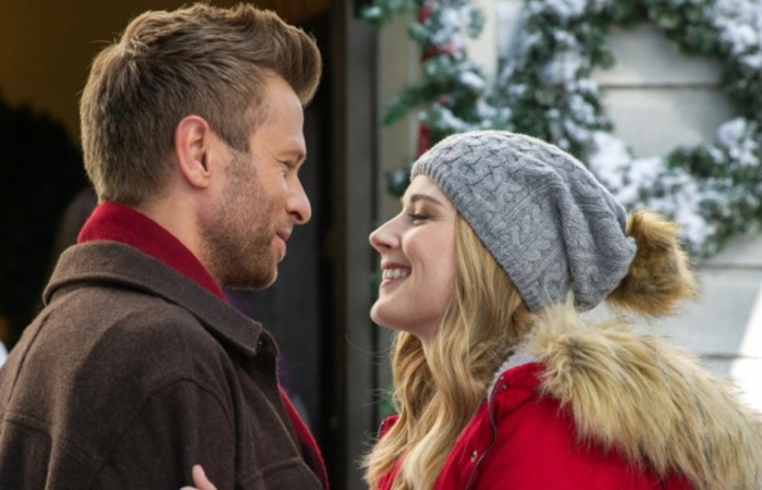 fotograma película navidad a la vuelta de la esquina películas navideñas: navidad a la vuelta de la esquina