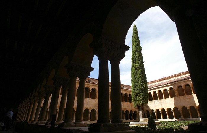 Monasterio de Santo Domingo de Silos, Burgos ecoturismo en burgos