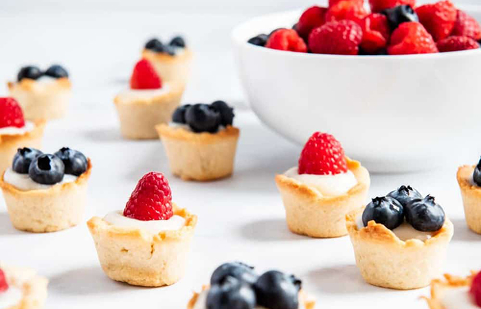 tartaletas dulces con frutas tartaletas dulces con frutas