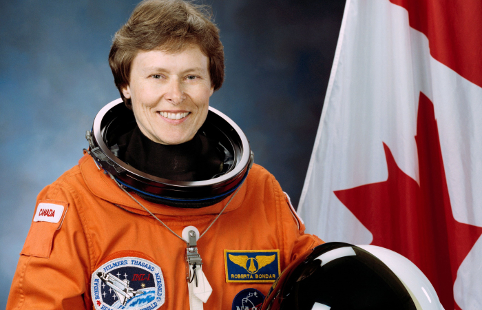 astronautas roberta bondar mujeres astronautas