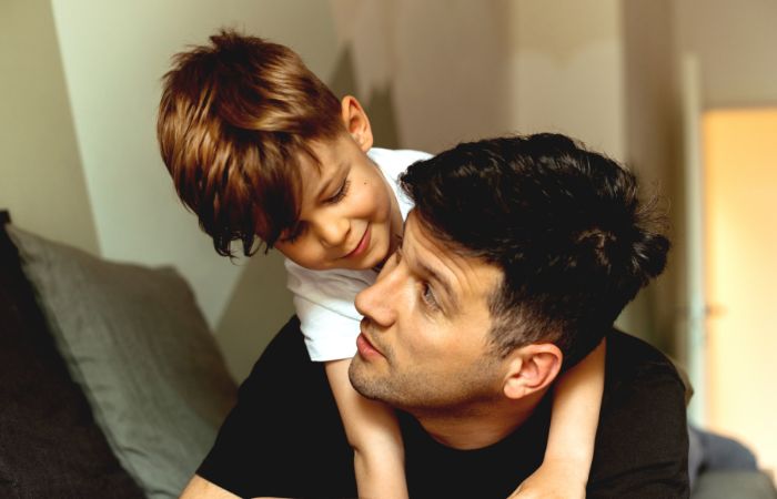 frases de ánimo que refuerzan la autoestima de los niños Reforzar la autoestima de nuestros hijos con mensajes positivos sobre ellos