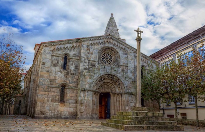 Colegiata de Santa María del Campo, A Coruña fin de semana en a coruña