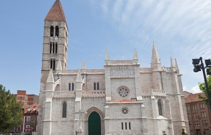 fin de semana en valladolid Fin de semana en Valladolid. Iglesia de Santa María la Antigua.