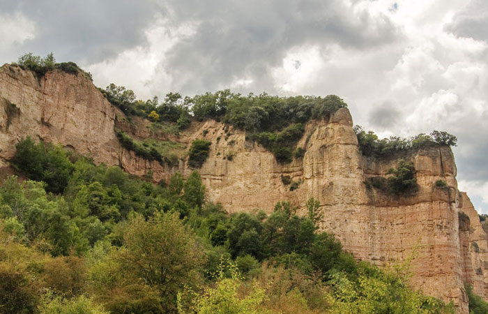 Barrancas de Santalla en Priaranza del Bierzo, León
