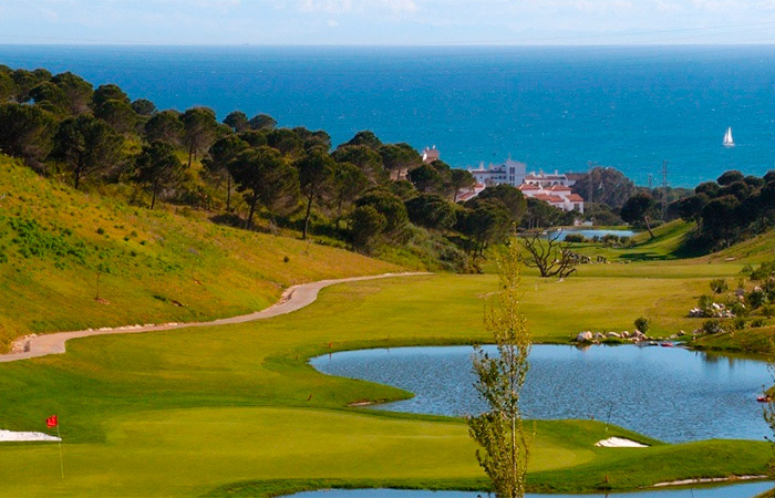 Vistas al mar desde el campo de golf malagueño Cabopino Campo de Golf Cabopino. Marbella, Málaga