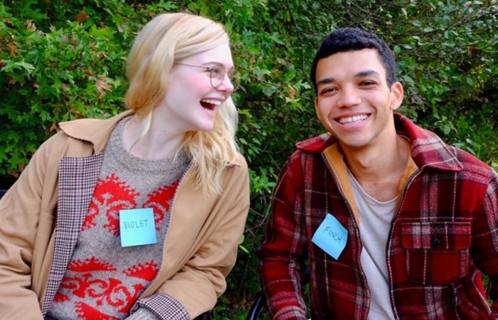 fotograma de Violet y Finch Violet y Finch
