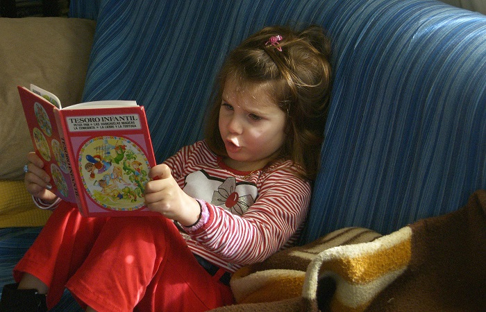 Castigar con leer, una acción ineficaz para fomentar la afición de nuestros hijos por la lectura Forzar a leer es inútil para fomentar la afición de nuestros hijos por la lectura
