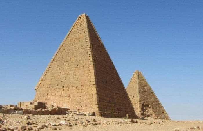 Pirámides de la dinastía Kush, en Sudán curiosidades del desierto del sáhara