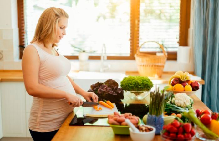 La alimentación saludable no está al alcace de todas las embarazadas La dieta sana y variada en el embarazo, básica para evitar defectos de nacimiento