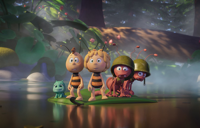 La Abeja Maya y el Orbe dorado