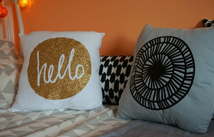 Vinilo brillante y letras para adornar la funda Vinilo brillante para las fundas de los almohadones