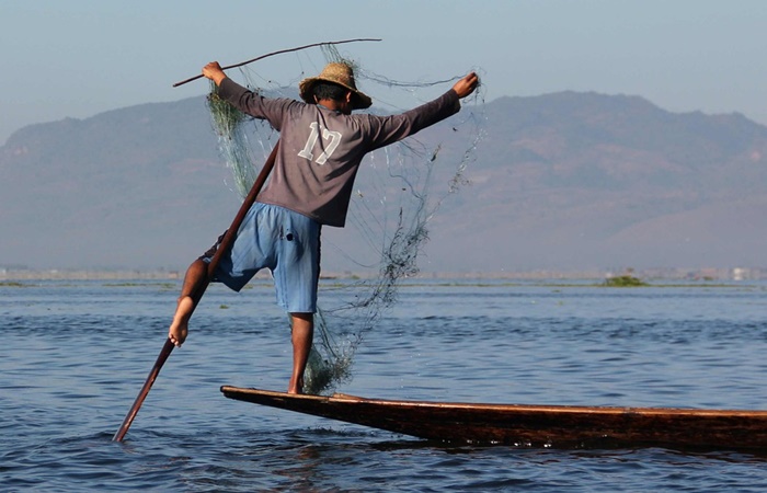 Pescador del lago Inle Curiosidades de Myanmar