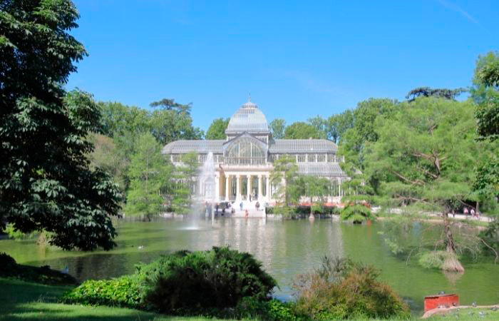 El Retiro, gran zona verde de Madrid Lista del Patrimonio de la Humanidad de la UNESCO: Palacio de Cristal del Retiro