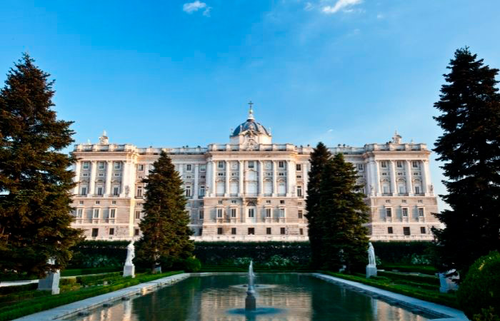 Palacio Real de Madrid Palacio Real, Madrid. Planes para fin de curso