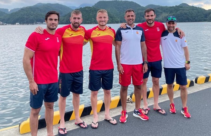 Los miembros del equipo de K4 pelearán por el triunfo Saúl Craviotto y sus compañeros del combinado de K4. Deportistas españoles Tokio2020