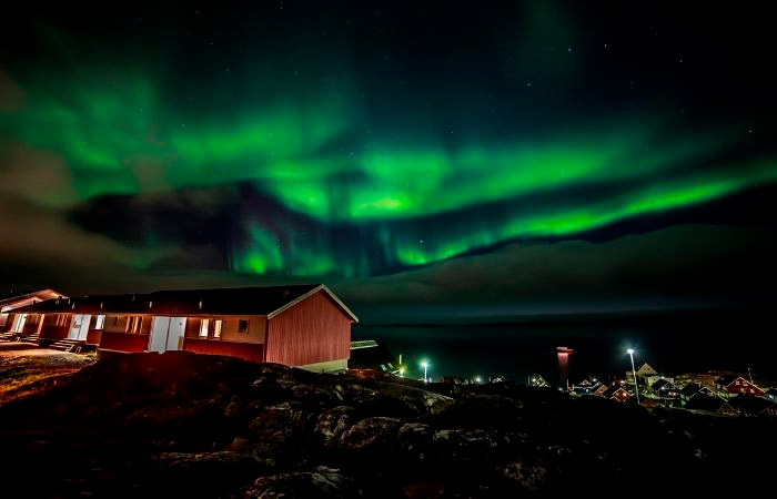 El espectáculo visual de las auroras boreales Aurora boreal en Groenlandia