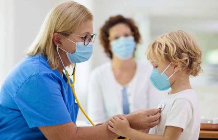 Aspergilosis: exploración médica para evaluar al niño Aspergilosis en niños consecuencias