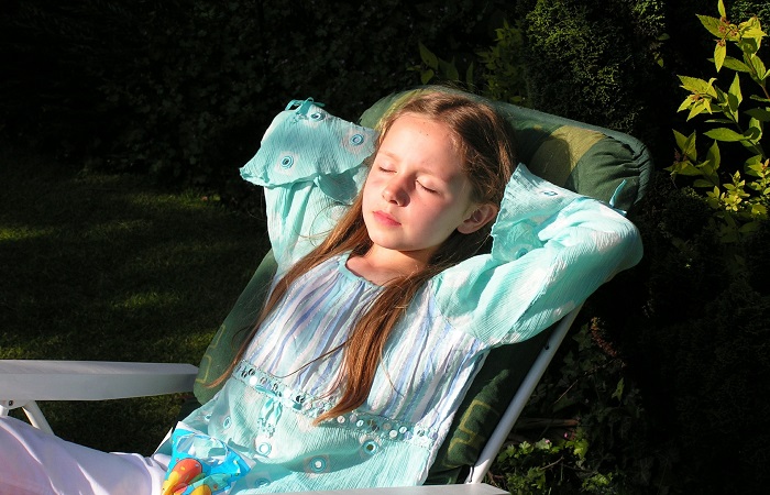 Disfrutar de momentos de soledad, una de las habilidades que todo niño debería tener a los 10 años Estar solos, entre las habilidades que todo niño debería tener a los 10 años