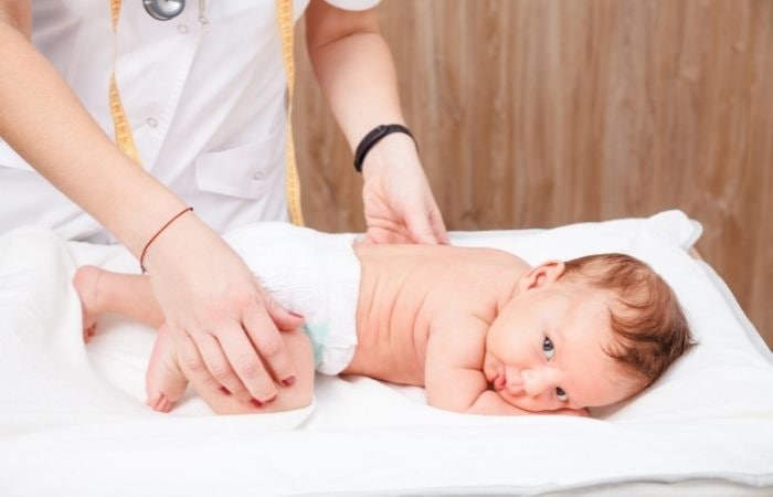 Alergia a la leche: revisión en el pediatra Alergia a la leche bebé: pediatría