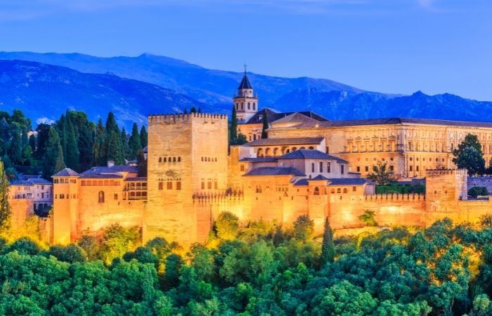 la alhambra de granada monumento más buscado de españa fotografía aérea de la alhambra de granada monumentos más buscados por españoles