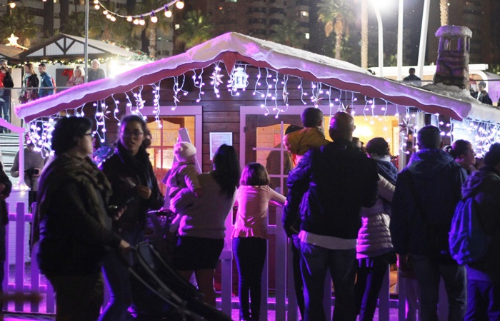 Cada año Muelle Uno, en Málaga, prepara actividades navideñas para toda la familia Mercado de Navidad de Muelle Uno, Málaga