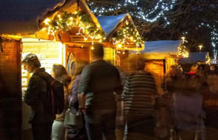 Puestos del mercadillo navideño de San Sebastián Mercado de Navidad de San Sebastián