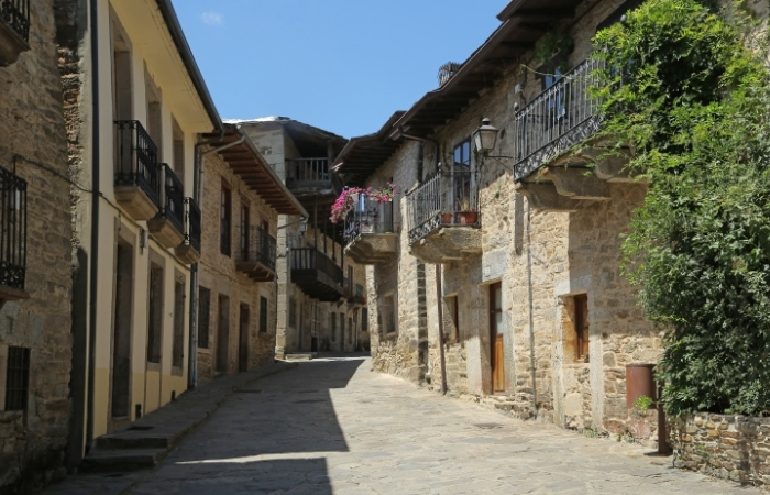 Puebla de Sanabria, en Zamora, un sitio muy bien conservado Calle de Puebla de Sanabria