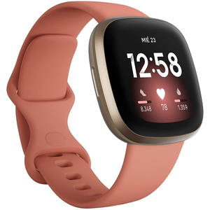 smartwatch: fitbit versa
