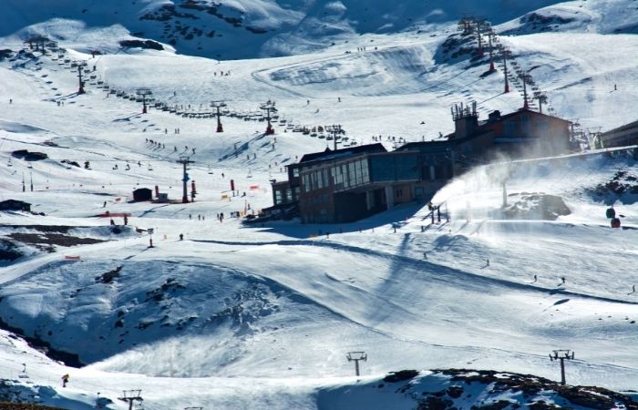Estación de esquí de Sierra Nevada, Granada, España Pistas de esquí de Sierra Nevada, Granada