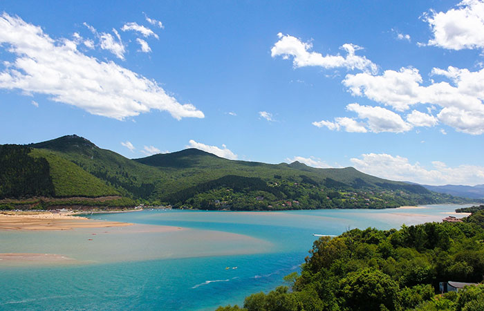 Playa de Laga en Ibarrangelu, Vizcaya