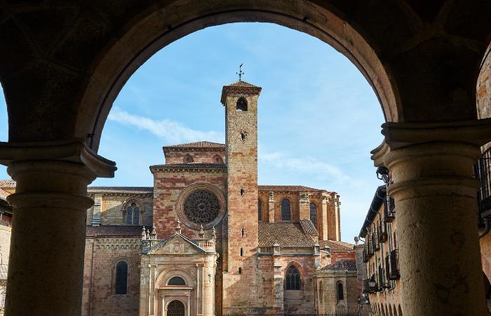 El segundo de los pueblos españoles en ganar el galardón este año es Sigüenza Siguenza españa