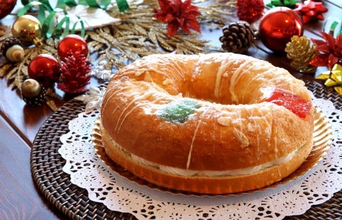 roscón de reyes, todo un detalle en su nombre ideas para dejar a los reyes magos: roscón