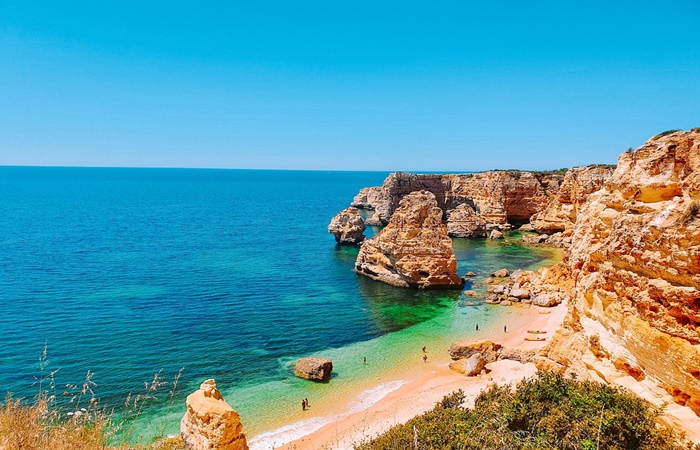 La Ruta de los Siete Valles Colgantes discurre por algunas de las playas más bonitas del Algarve Ruta de los Siete Valles Colgantes, Portugal