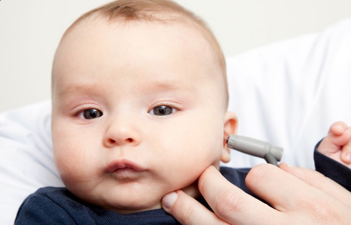 La otitis en invierno es más peligrosa en los bebés Otitis en invierno pediatra