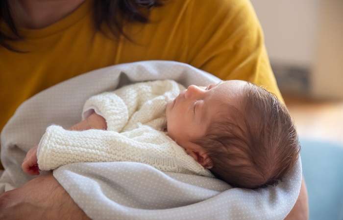 Investigación sobre pobreza y bajo rendimiento escolar en los primeros 52 meses de vida Estudios en bebés desde el nacimiento sobre pobreza y bajo rendimiento escolar