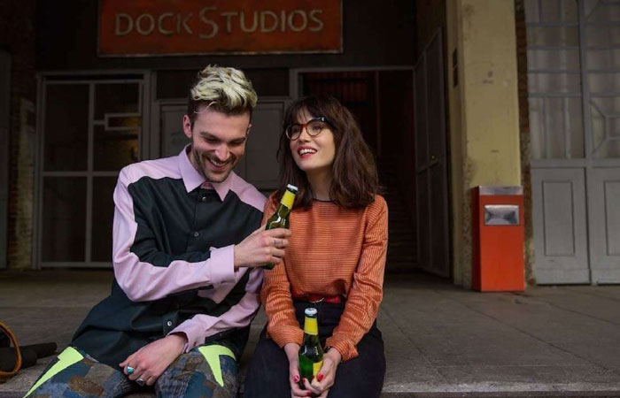 Fotograma de la serie Guía astrológica para corazones rotos Guía astrológica para corazones rotos