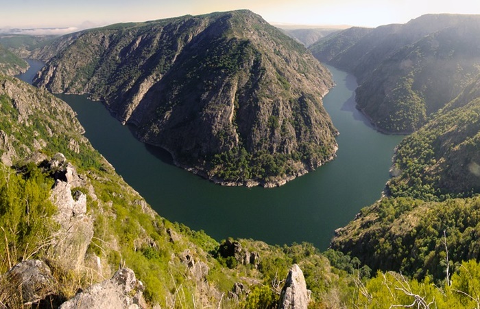 Paisaje del Cañón del Sil Cañón del Sil, Ribeira Sacra