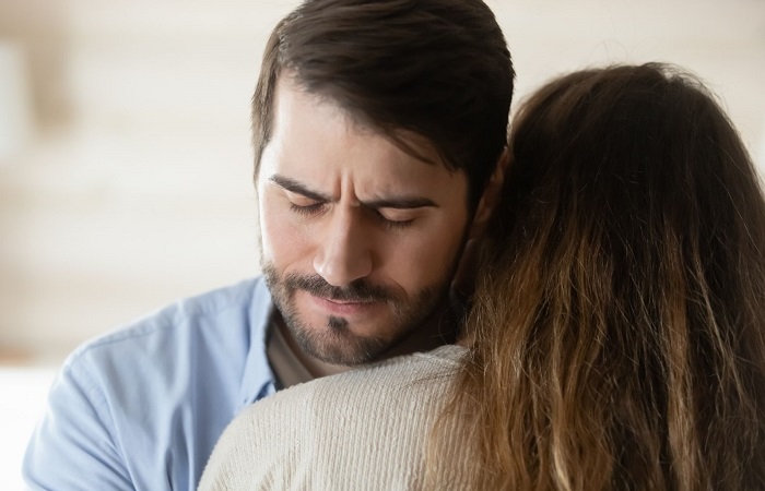 Shock inicial tras una muerte en el parto Muerte en el parto, uno de los peores golpes para los padres