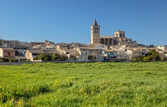 Sineu es uno de los pueblos más bonitos de Mallorca Sineu, Mallorca
