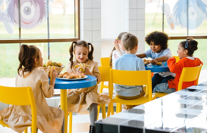 Efectos de los comedores escolares en el desarrollo infantil Beneficios de los comedores escolares