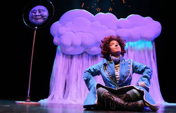 Un duende en las nubes