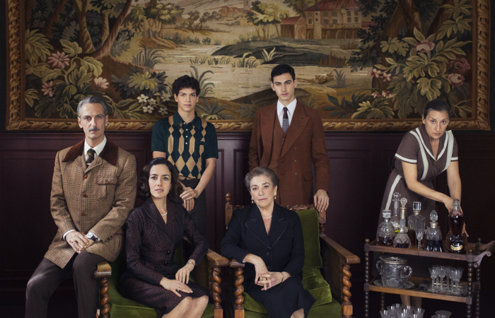 fotograma serie alguien tiene que morir alguien tiene que morir