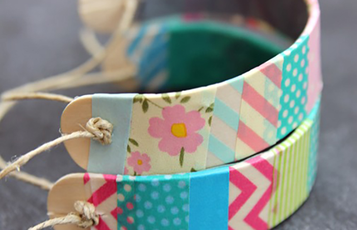 Cómo hacer pulseras con palitos de madera y washi tape Pulseras de madera y washi tape